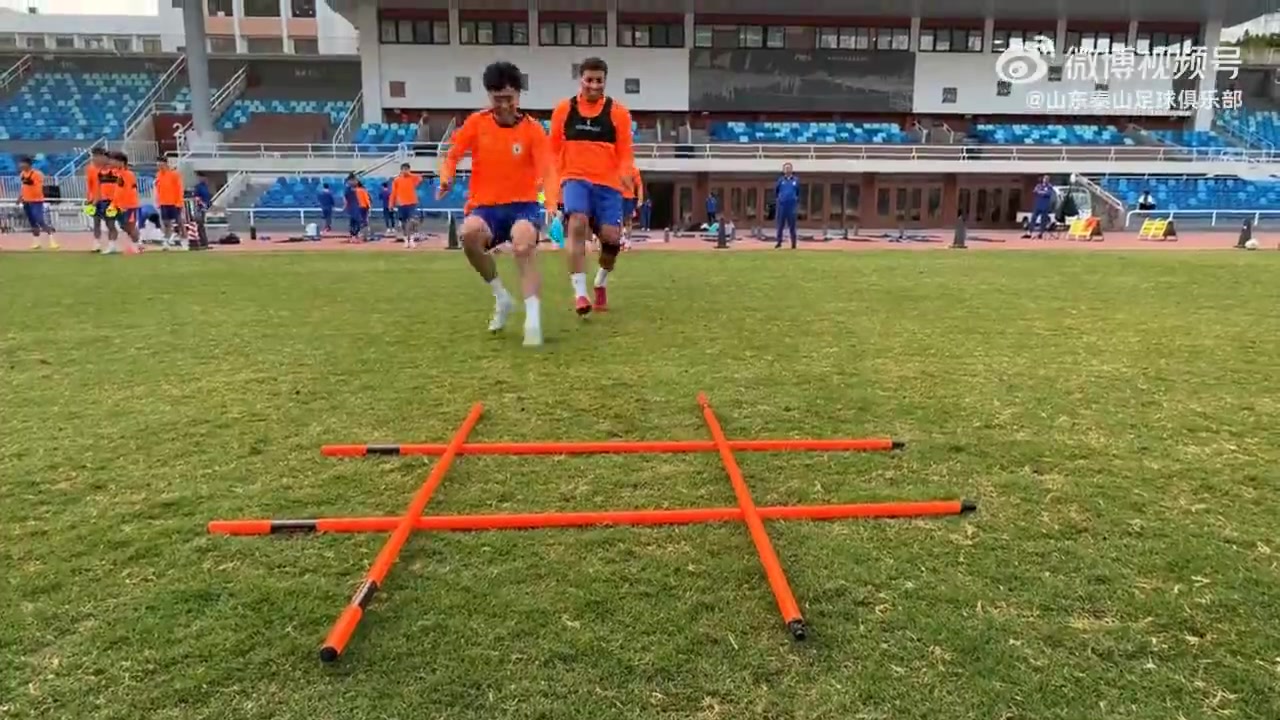 快乐大比拼，绿茵连连看！